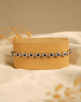 Sapphire Élan Bracelet